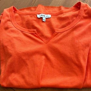Ladies size 1X Love J  summer ss summer top.